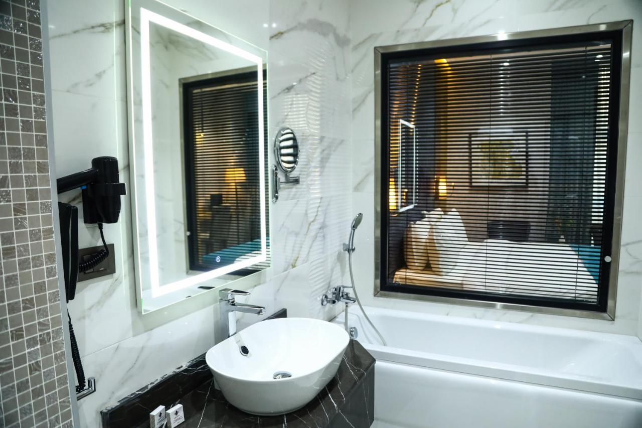 Iris Hotel Baku - Halal Hotel Εξωτερικό φωτογραφία