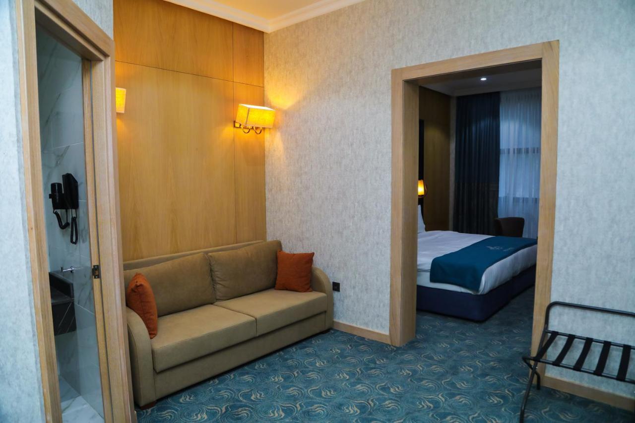 Iris Hotel Baku - Halal Hotel Εξωτερικό φωτογραφία